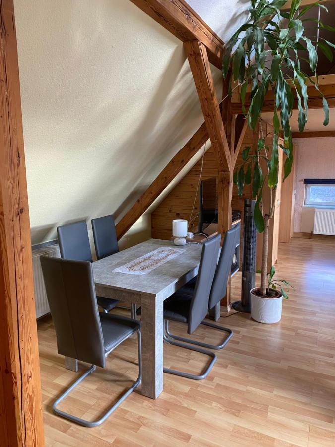 Helles Und Charmantes Loft Mit Herrlichem Blick Appartement